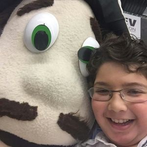 Meet your Posher, Rostom